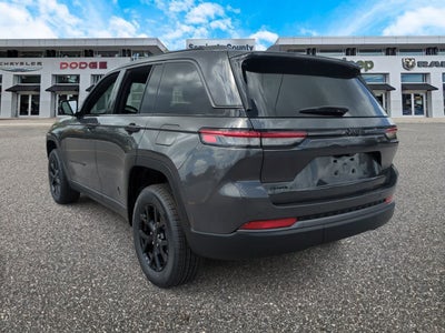 2026 Jeep Grand Cherokee GRAND CHEROKEE LAREDO ALTITUDE 4X4