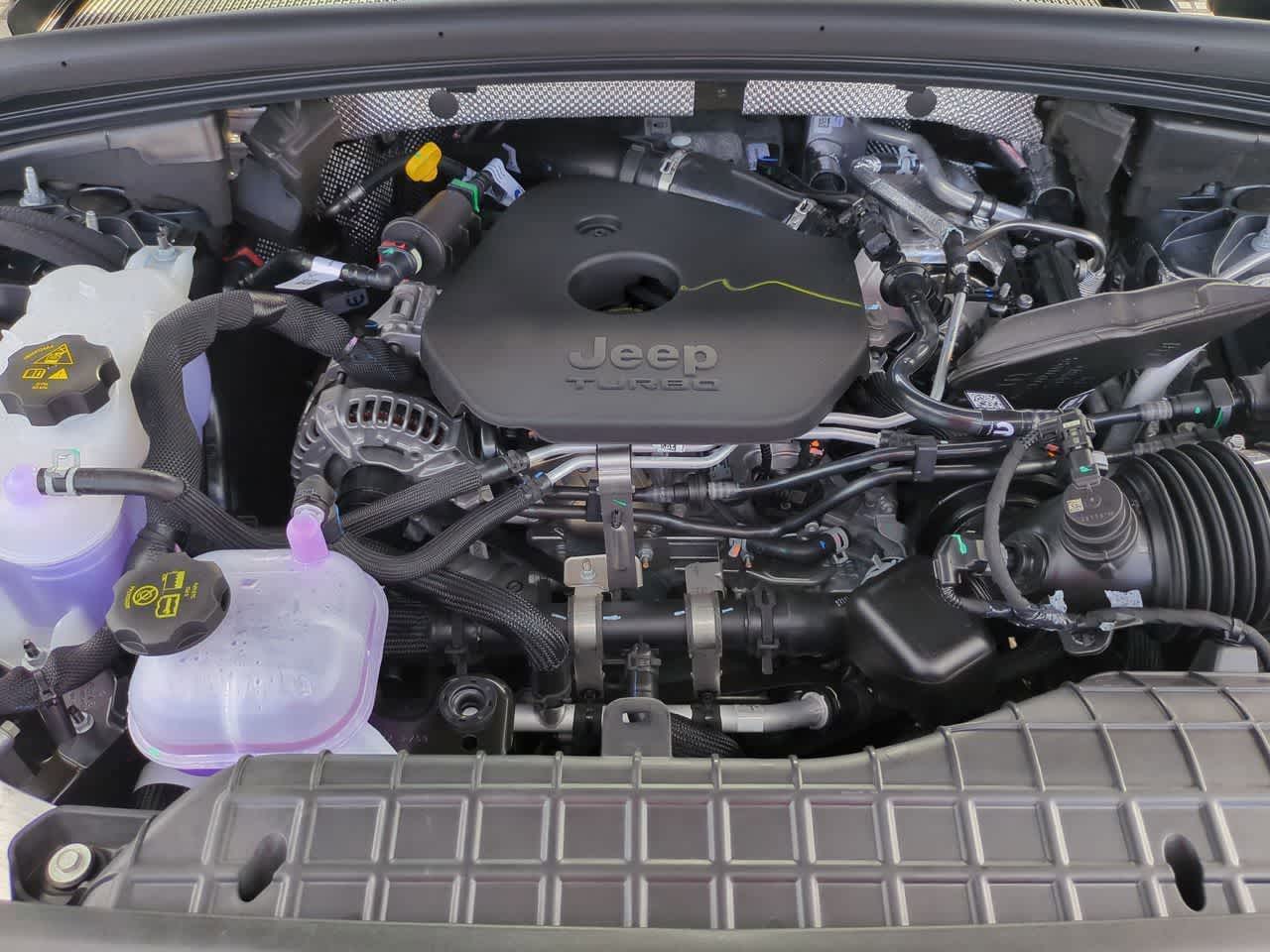 2026 Jeep Grand Cherokee GRAND CHEROKEE LAREDO ALTITUDE 4X4