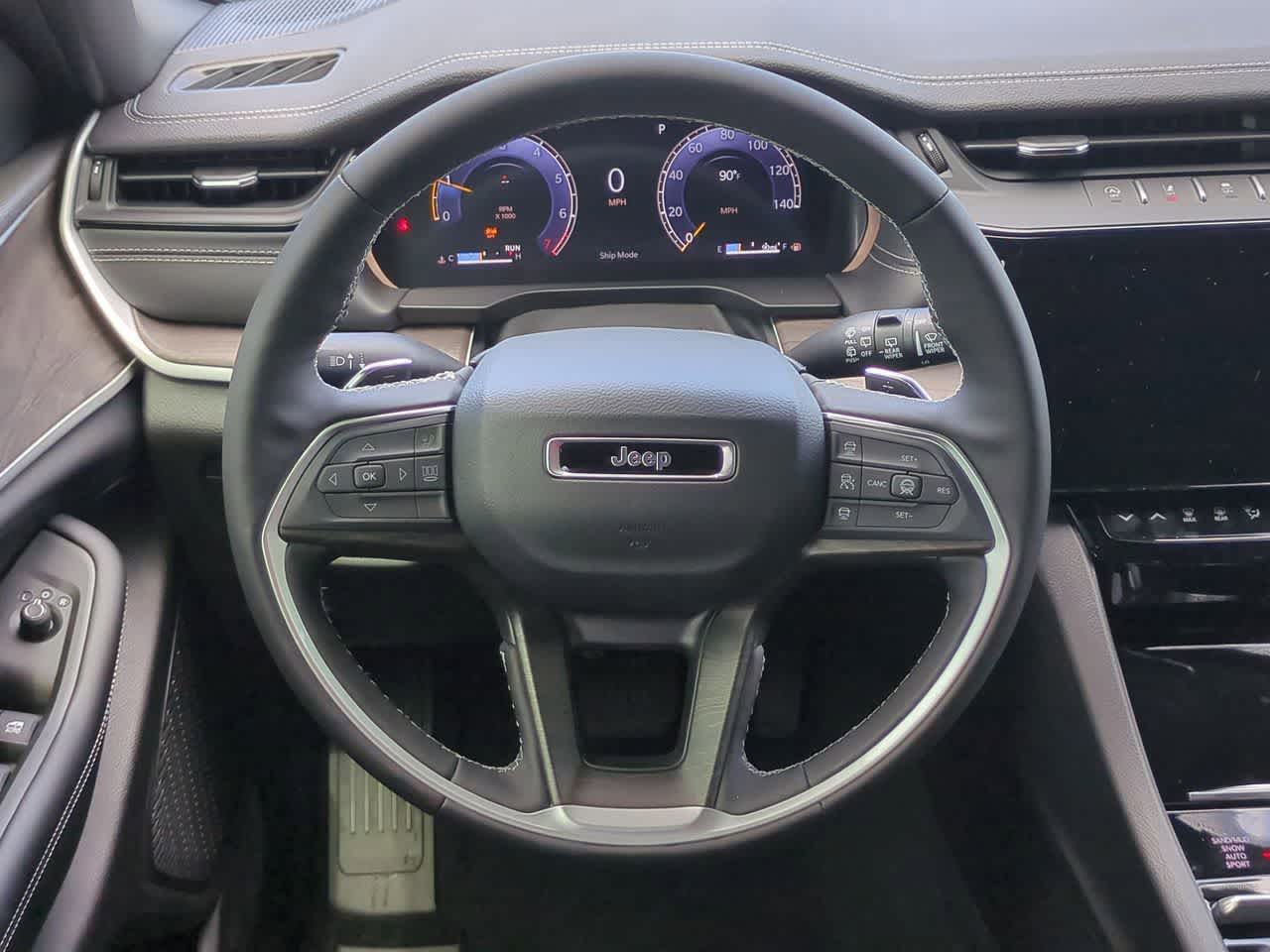 2026 Jeep Grand Cherokee GRAND CHEROKEE LAREDO ALTITUDE 4X4