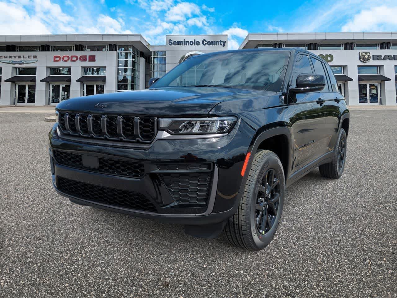 2026 Jeep Grand Cherokee GRAND CHEROKEE LAREDO ALTITUDE 4X4