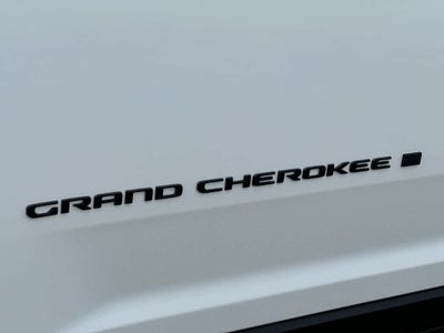 2027 Jeep Grand Cherokee GRAND CHEROKEE LAREDO ALTITUDE 4X4