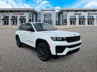 2027 Jeep Grand Cherokee GRAND CHEROKEE LAREDO ALTITUDE 4X4