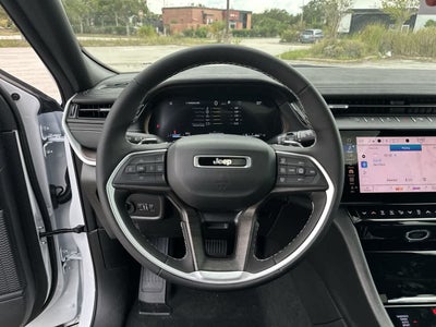 2027 Jeep Grand Cherokee GRAND CHEROKEE LAREDO ALTITUDE 4X4