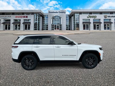 2027 Jeep Grand Cherokee GRAND CHEROKEE LAREDO ALTITUDE 4X4
