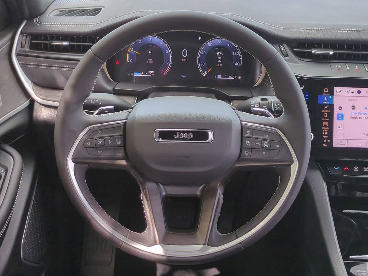 2026 Jeep Grand Cherokee GRAND CHEROKEE LIMITED RESERVE 4X4