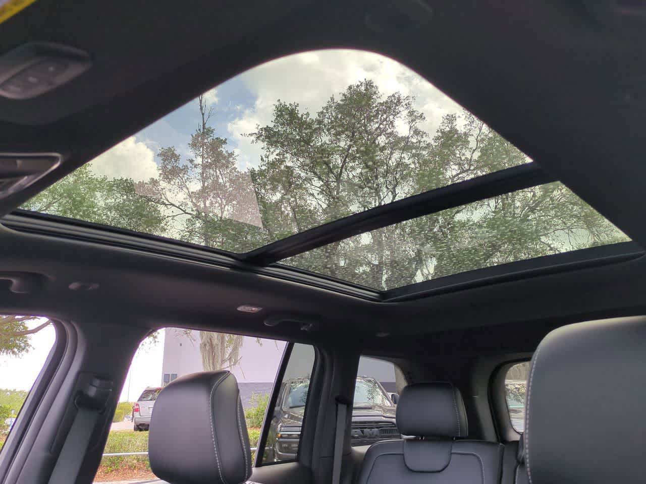 2026 Jeep Grand Cherokee GRAND CHEROKEE LIMITED RESERVE 4X4