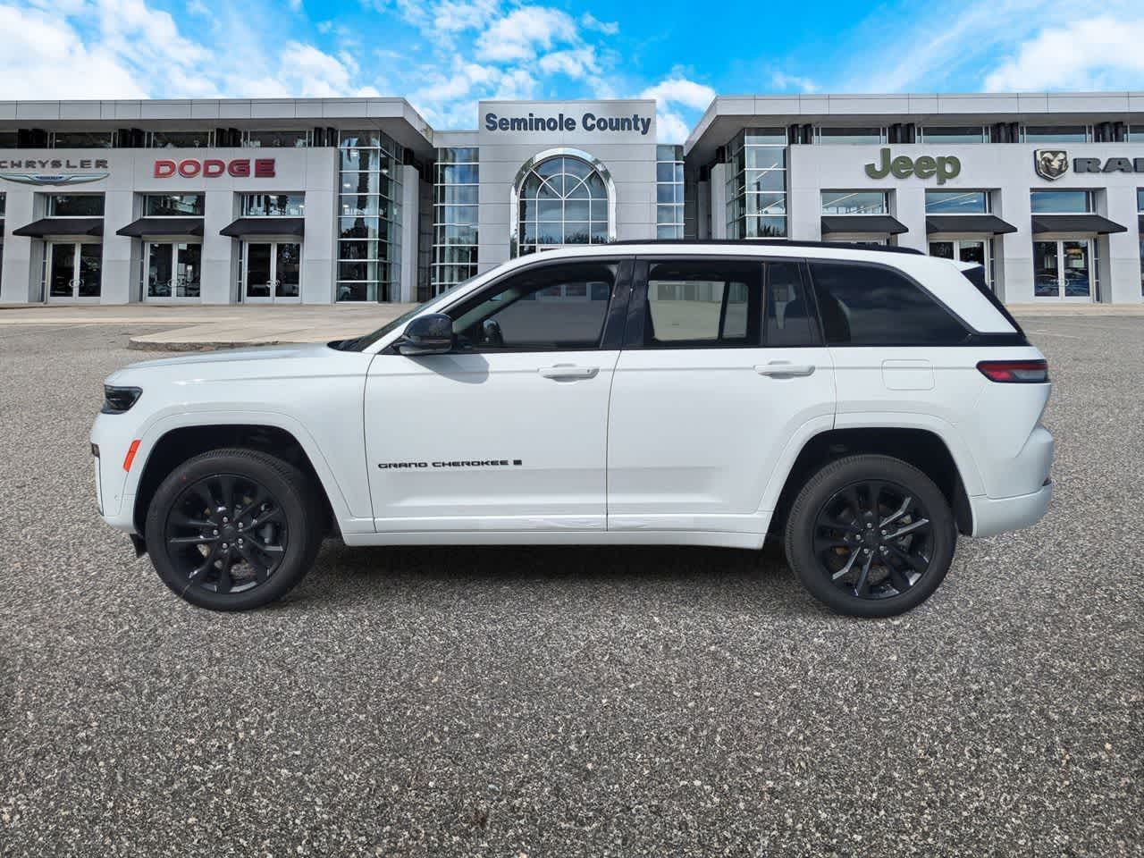 2026 Jeep Grand Cherokee GRAND CHEROKEE LIMITED RESERVE 4X4