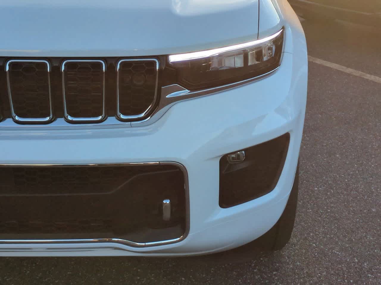 2025 Jeep Grand Cherokee GRAND CHEROKEE OVERLAND 4X4