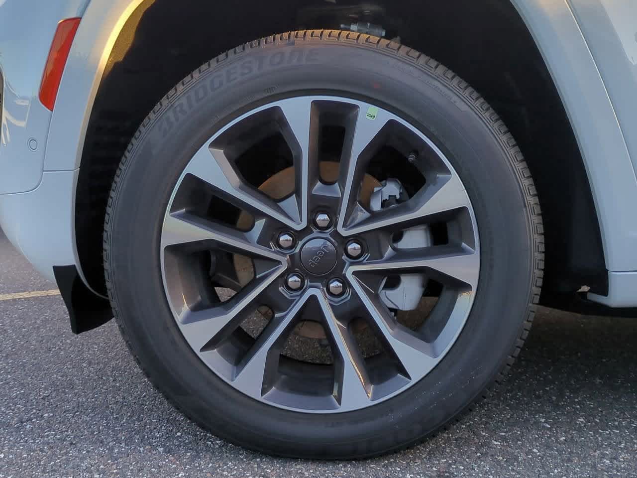 2025 Jeep Grand Cherokee GRAND CHEROKEE OVERLAND 4X4