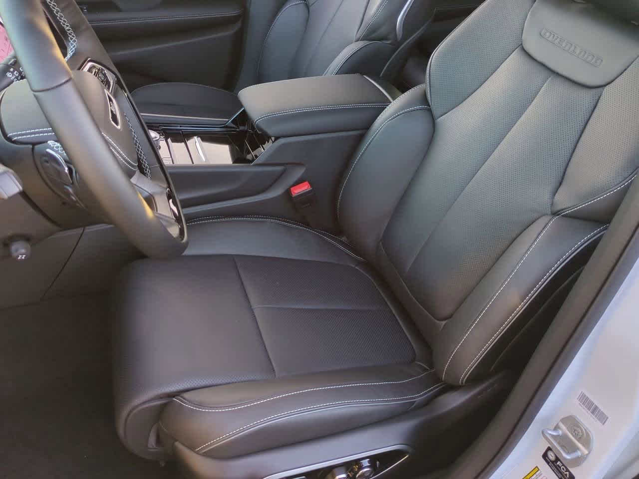 2025 Jeep Grand Cherokee GRAND CHEROKEE OVERLAND 4X4