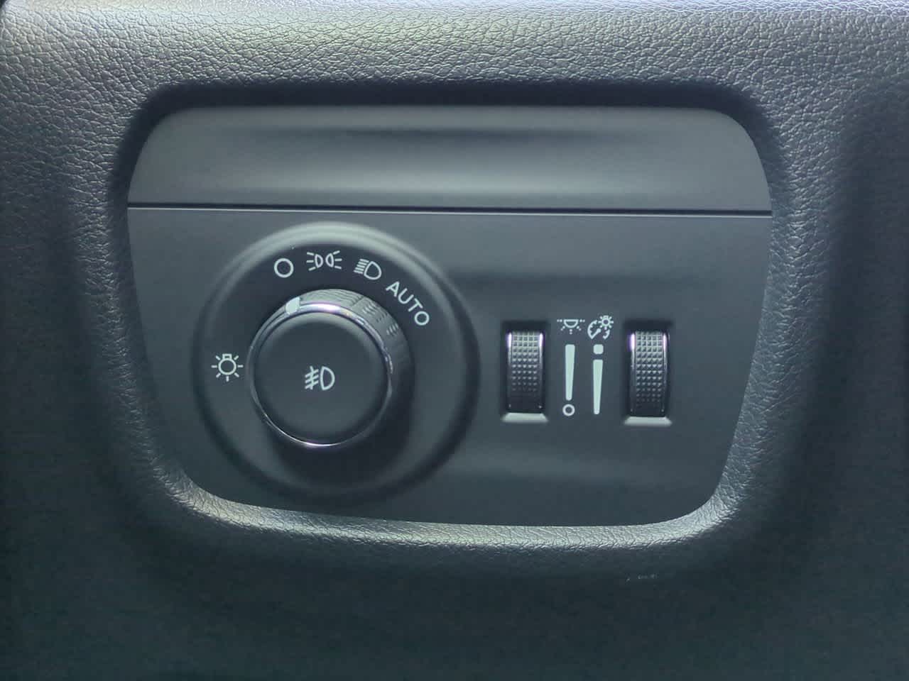 2025 Jeep Grand Cherokee GRAND CHEROKEE OVERLAND 4X4