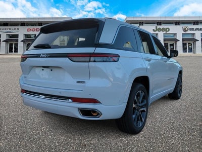 2025 Jeep Grand Cherokee GRAND CHEROKEE OVERLAND 4X4