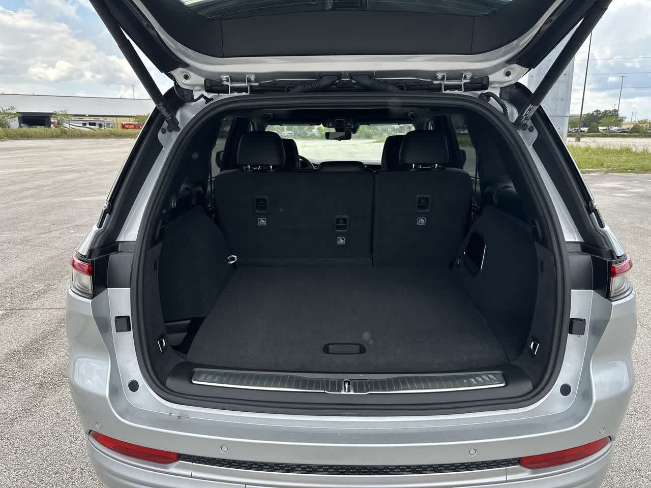 2026 Jeep Grand Cherokee GRAND CHEROKEE SUMMIT 4X4