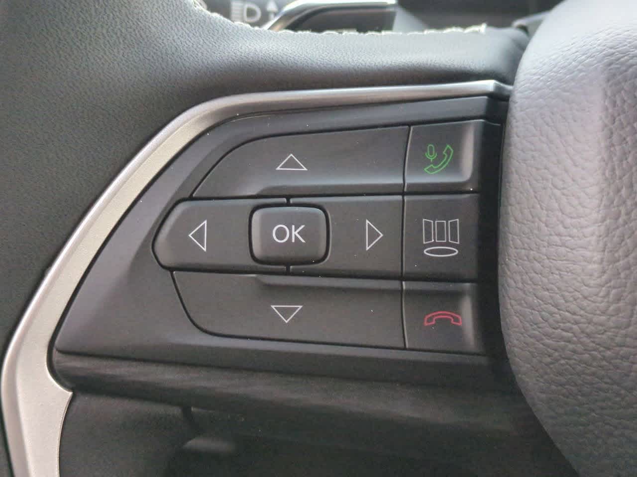 2025 Jeep Grand Cherokee GRAND CHEROKEE L LAREDO 4X2