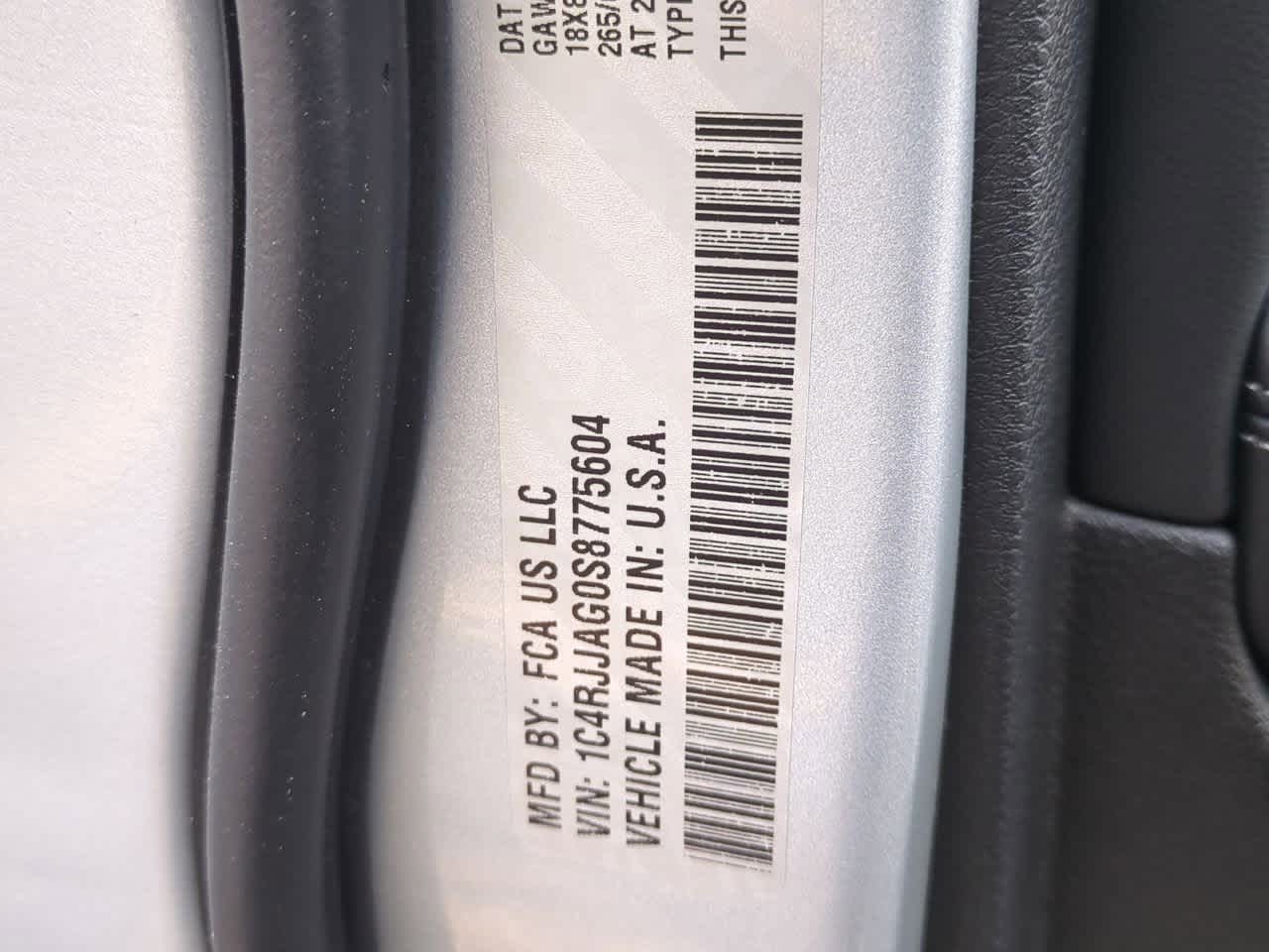 2025 Jeep Grand Cherokee GRAND CHEROKEE L LAREDO 4X2