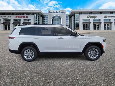 2025 Jeep Grand Cherokee GRAND CHEROKEE L LAREDO 4X2