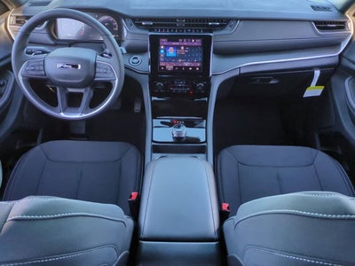 2025 Jeep Grand Cherokee GRAND CHEROKEE L LAREDO 4X2