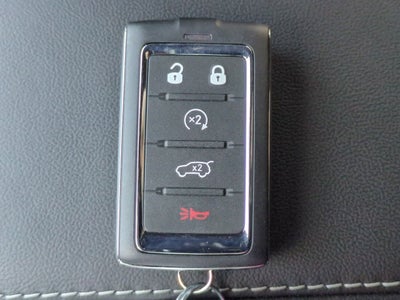 2025 Jeep Grand Cherokee GRAND CHEROKEE L LAREDO 4X2