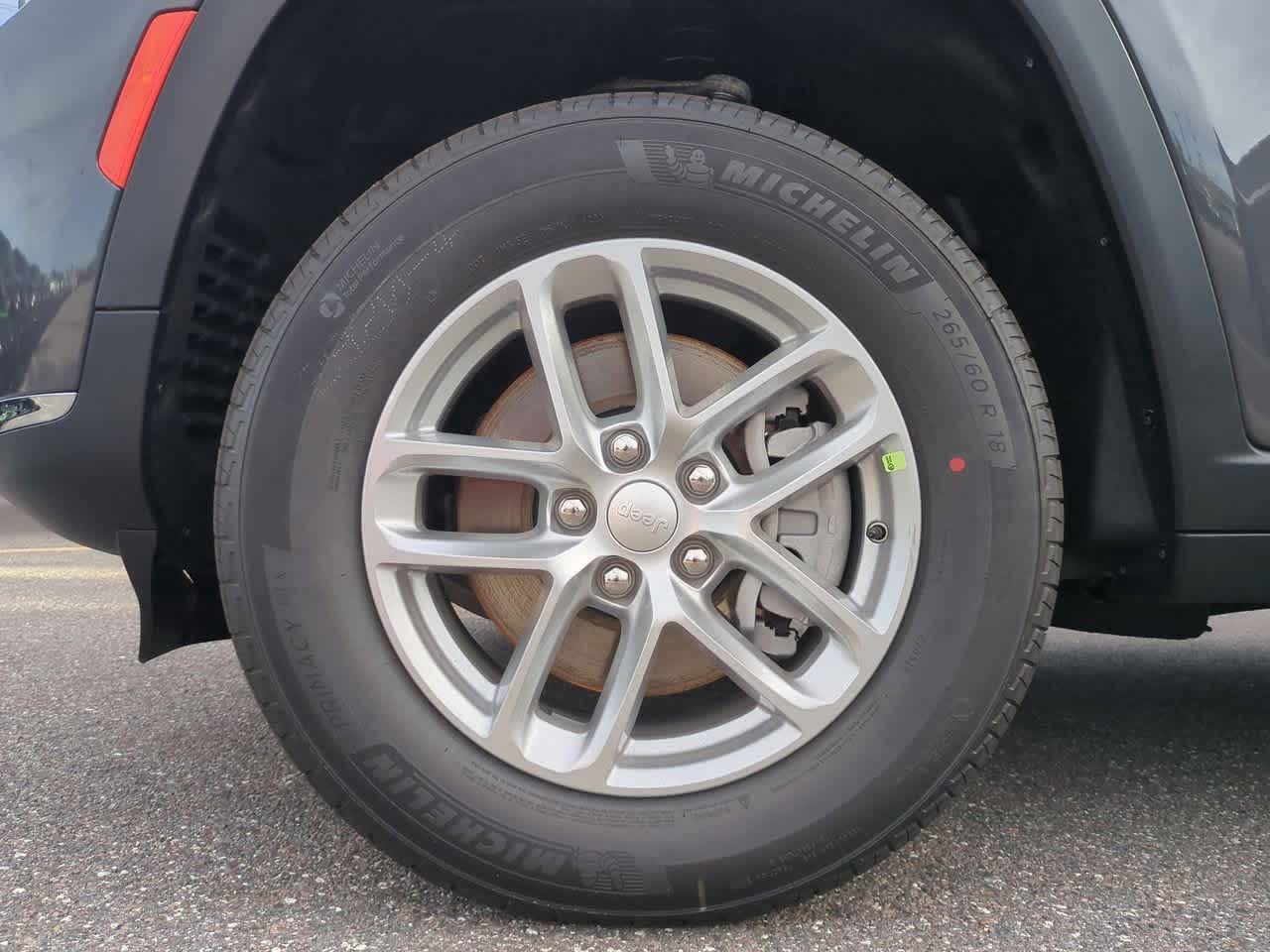 2025 Jeep Grand Cherokee GRAND CHEROKEE L LAREDO 4X2