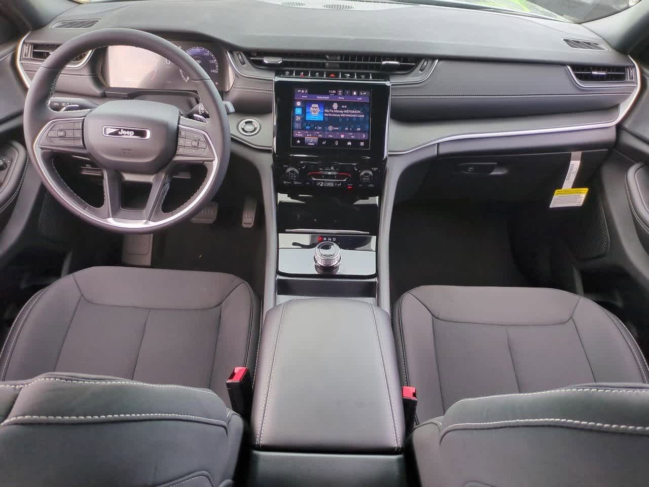 2025 Jeep Grand Cherokee GRAND CHEROKEE L LAREDO 4X2