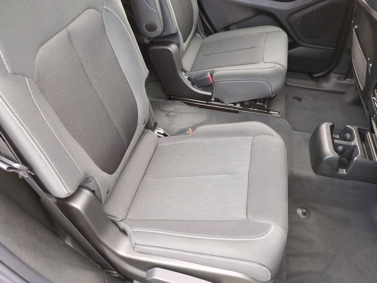 2025 Jeep Grand Cherokee GRAND CHEROKEE L LAREDO 4X2