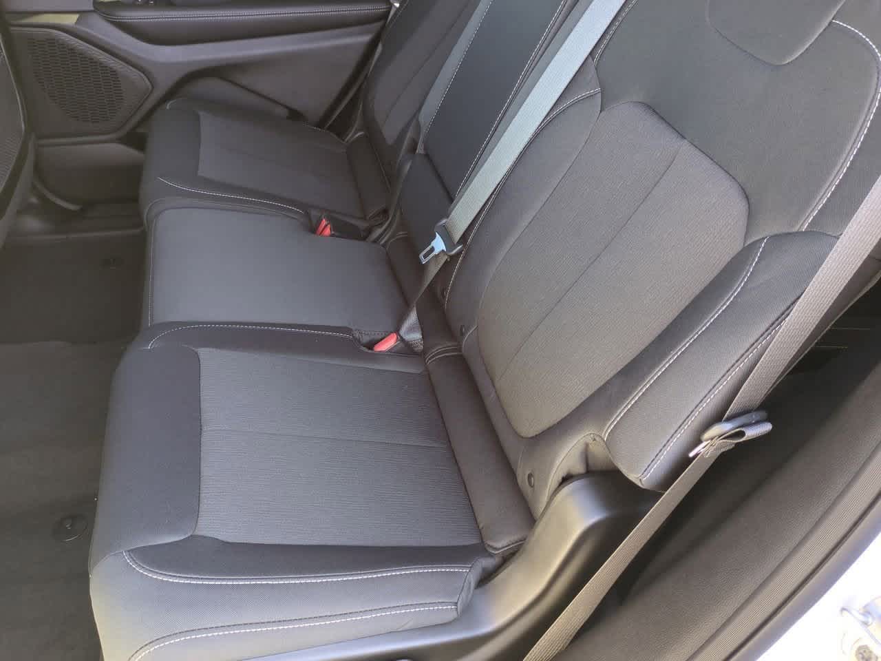 2025 Jeep Grand Cherokee GRAND CHEROKEE L LAREDO 4X2