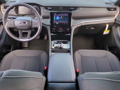 2025 Jeep Grand Cherokee GRAND CHEROKEE L LAREDO 4X2