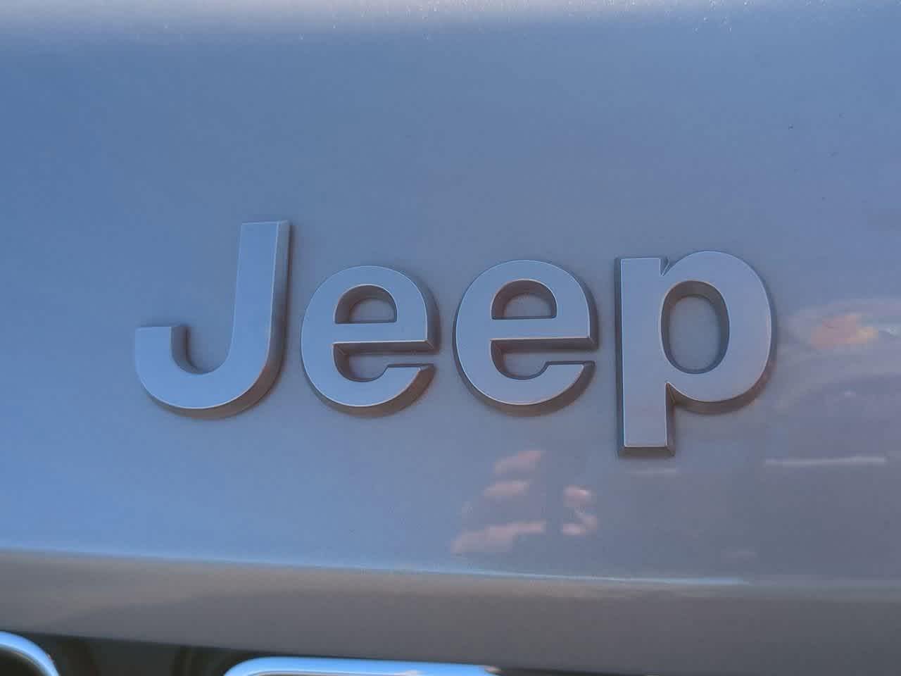 2025 Jeep Grand Cherokee GRAND CHEROKEE L LAREDO 4X2