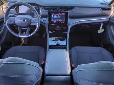 2025 Jeep Grand Cherokee GRAND CHEROKEE L LAREDO 4X2