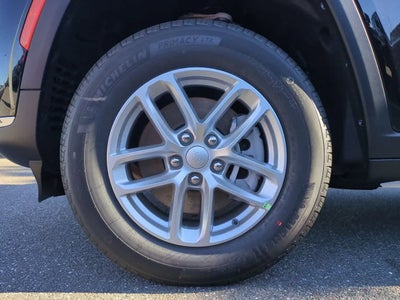 2025 Jeep Grand Cherokee GRAND CHEROKEE L LAREDO 4X2