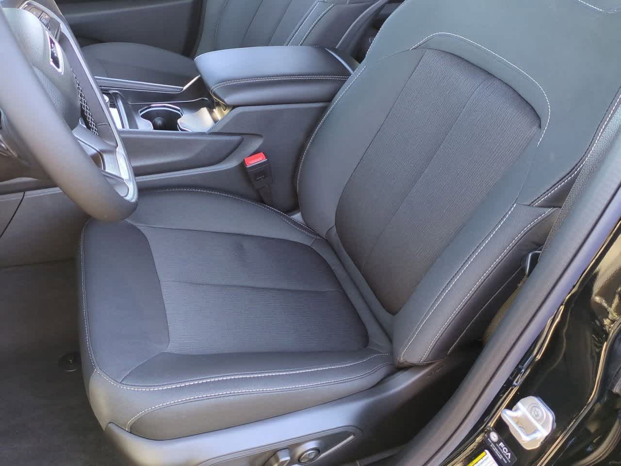 2025 Jeep Grand Cherokee GRAND CHEROKEE L LAREDO 4X2