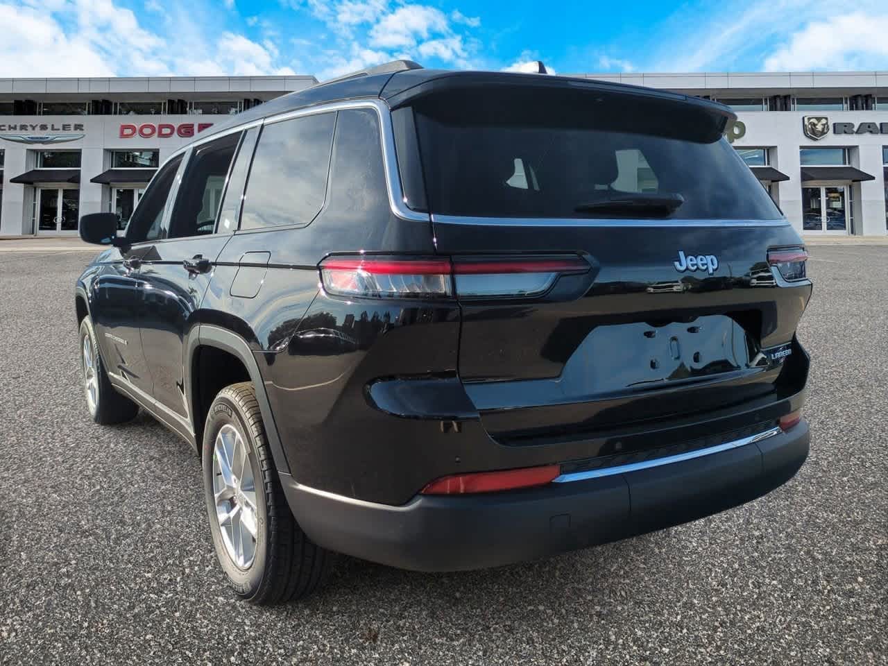 2025 Jeep Grand Cherokee GRAND CHEROKEE L LAREDO 4X2