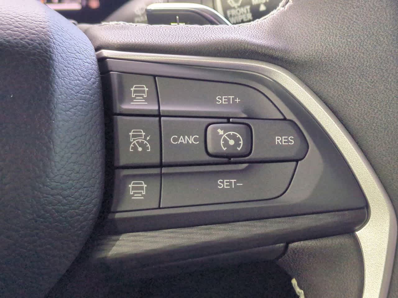 2025 Jeep Grand Cherokee GRAND CHEROKEE L LAREDO 4X2