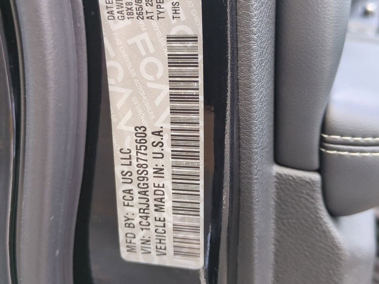 2025 Jeep Grand Cherokee GRAND CHEROKEE L LAREDO 4X2