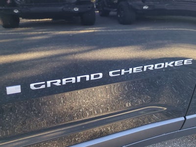 2025 Jeep Grand Cherokee GRAND CHEROKEE L LAREDO 4X2