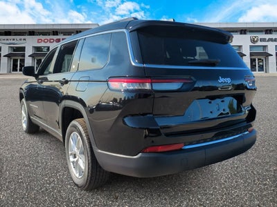 2025 Jeep Grand Cherokee GRAND CHEROKEE L LAREDO 4X2