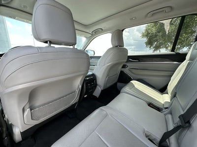 2022 Jeep Grand Cherokee L Overland 4x2