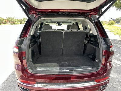 2022 Jeep Grand Cherokee L Overland 4x2