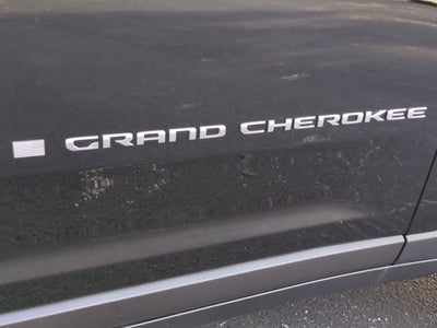 2025 Jeep Grand Cherokee GRAND CHEROKEE L LAREDO X 4X4