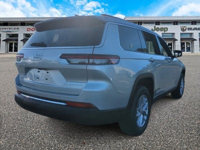 2025 Jeep Grand Cherokee GRAND CHEROKEE L LAREDO X 4X4