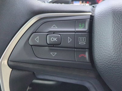 2025 Jeep Grand Cherokee GRAND CHEROKEE L LAREDO X 4X4