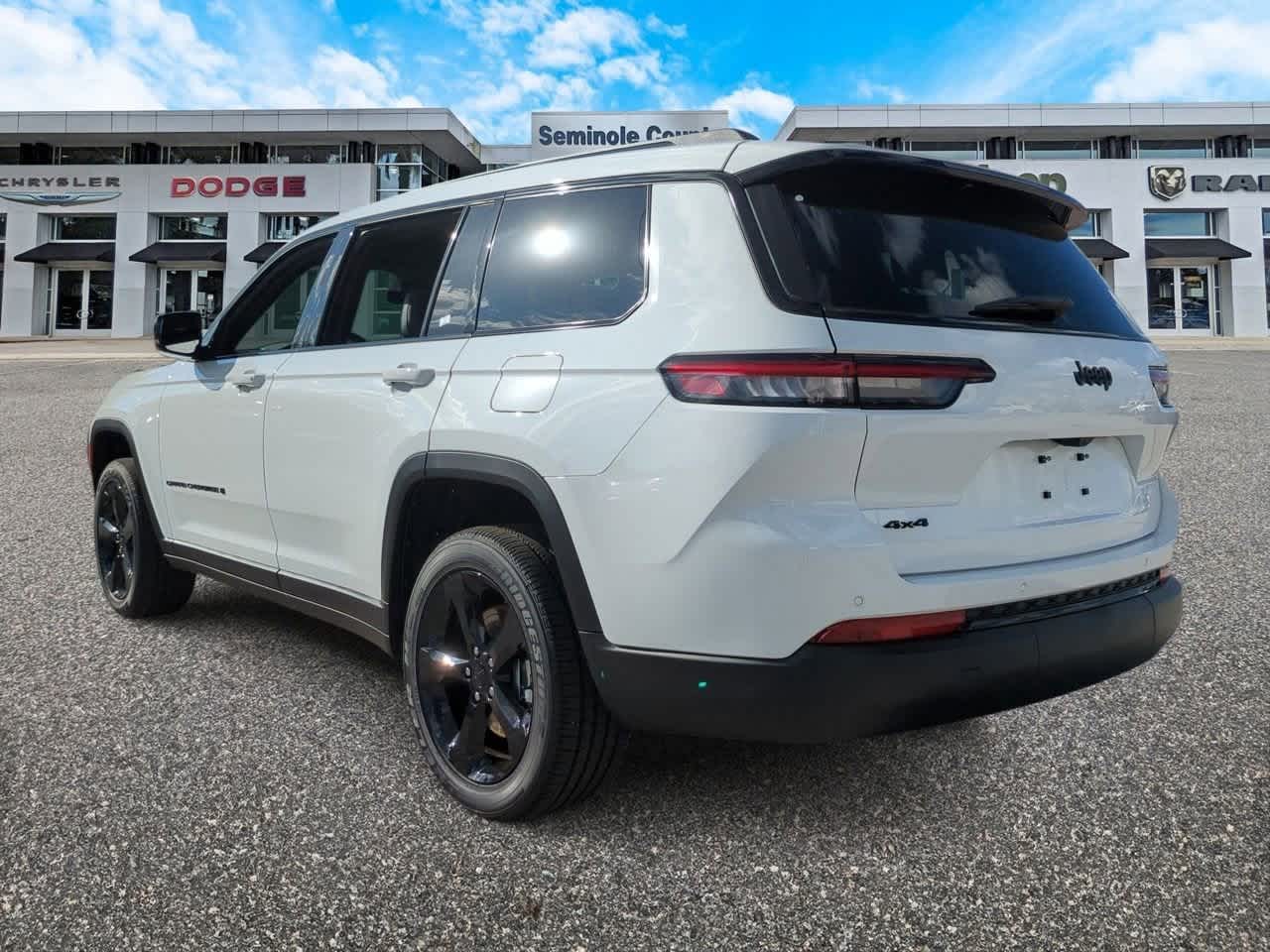 2025 Jeep Grand Cherokee GRAND CHEROKEE L ALTITUDE X 4X4