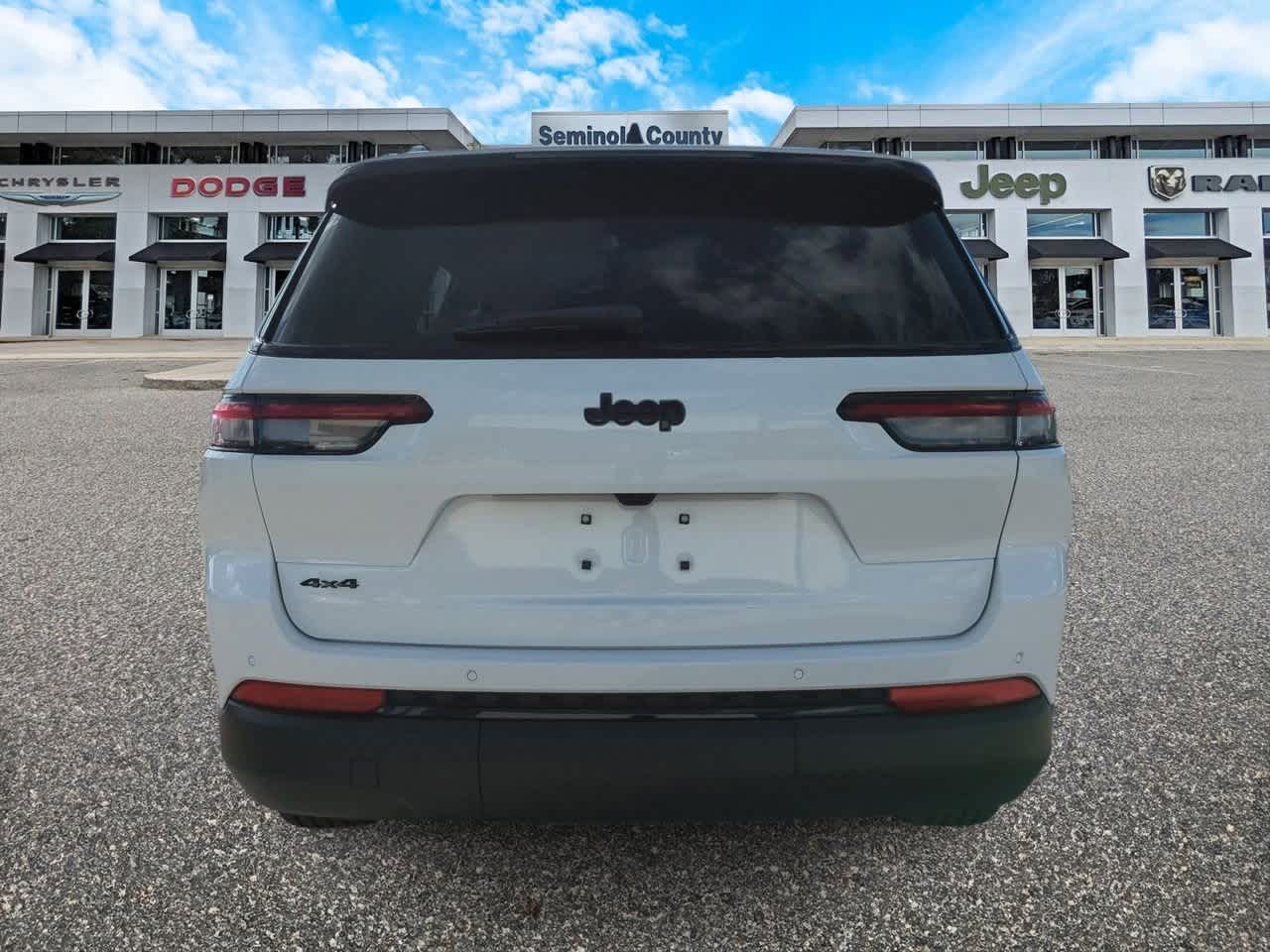 2025 Jeep Grand Cherokee GRAND CHEROKEE L ALTITUDE X 4X4