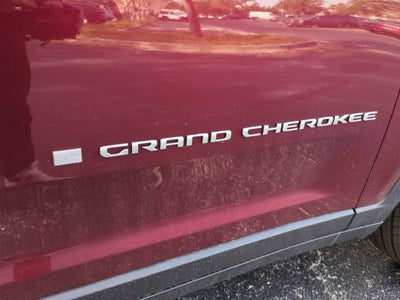 2025 Jeep Grand Cherokee GRAND CHEROKEE L LAREDO X 4X4