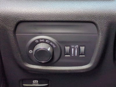 2025 Jeep Grand Cherokee GRAND CHEROKEE L LAREDO X 4X4