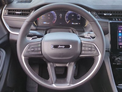 2025 Jeep Grand Cherokee GRAND CHEROKEE L LAREDO X 4X4