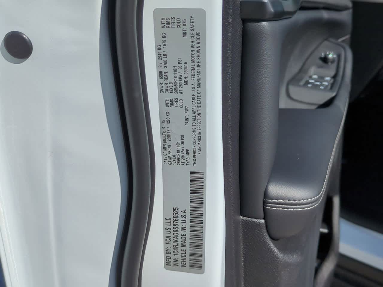 2025 Jeep Grand Cherokee GRAND CHEROKEE L ALTITUDE X 4X4