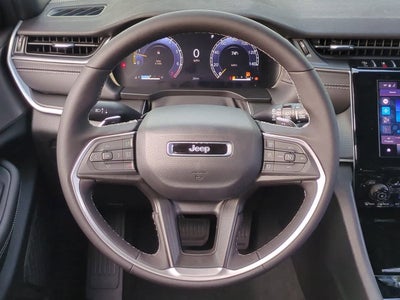 2025 Jeep Grand Cherokee GRAND CHEROKEE L LAREDO X 4X4