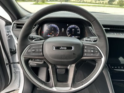 2027 Jeep Grand Cherokee GRAND CHEROKEE L LAREDO ALTITUDE 4X4