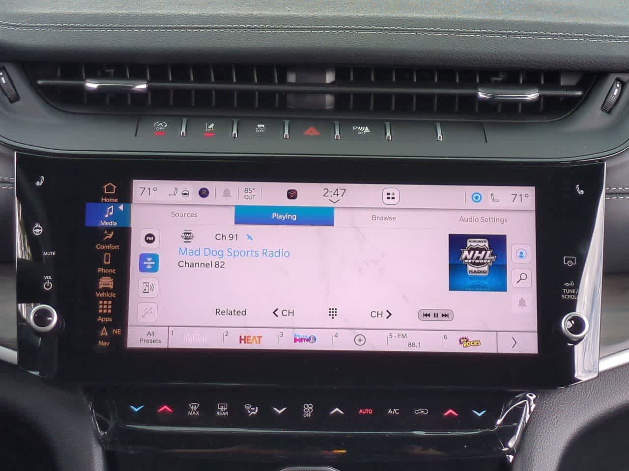 2026 Jeep Grand Cherokee GRAND CHEROKEE L LAREDO ALTITUDE 4X4